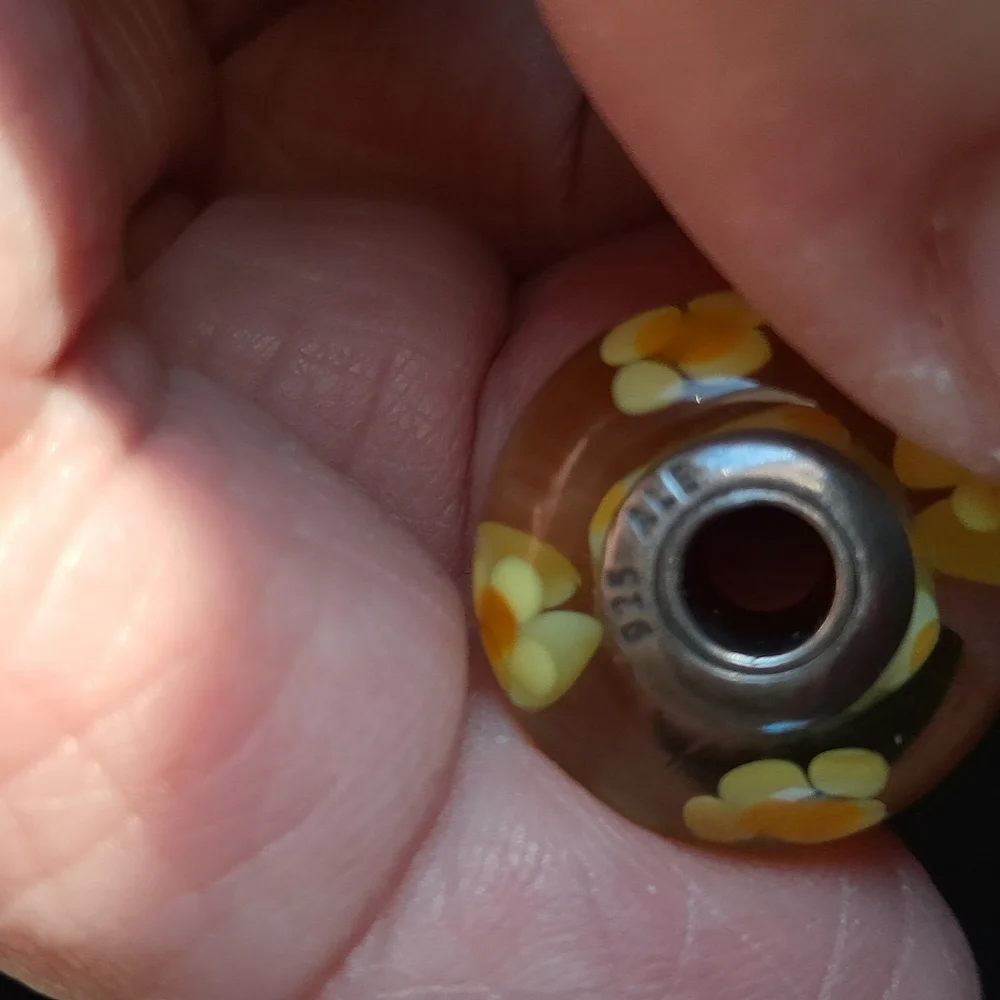 Pandora Yellow Floral Charm - Picture 4 of 5